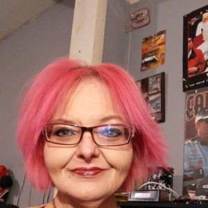 Meet your Posher, Sheila